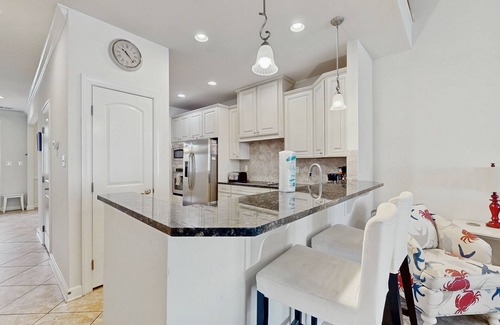 The Commons Casa | Bayside Resort townhouse w/ golf on-site, gym, and shared sauna