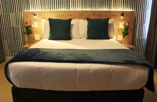 South Beach Hotel | Bayside Self Catering and Hotel 14 Monty Naicker Pinestreet Durban