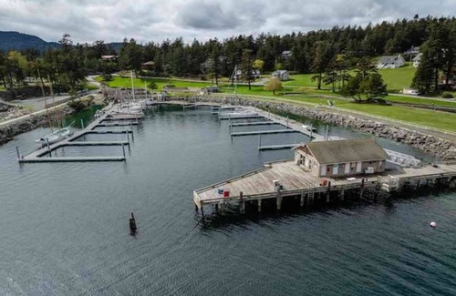 Rosario Casa | Bayside Waterfront King Ocean Views King Bed Pool