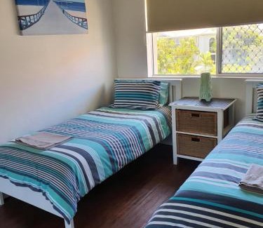 Runaway Bay Apartamento | Bayview Bay Apartments and Marina