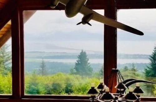 Homer Casa | Bayview Gardens Homestead, Upper Level,View of Bay