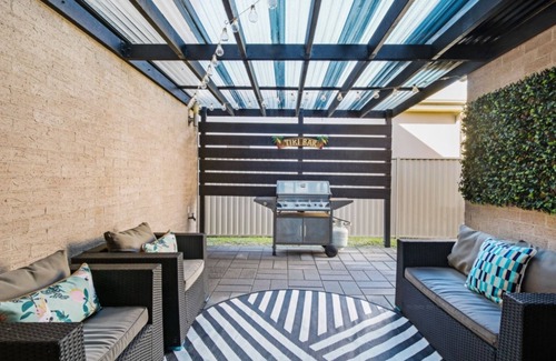 Blue Bay Casa | BAYVIEW HOUSE, DE PRIMERA CALIDAD