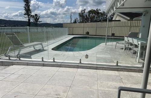 Green Point Casa | Bayview Luxury Waterfront Escape with Pool & Spa