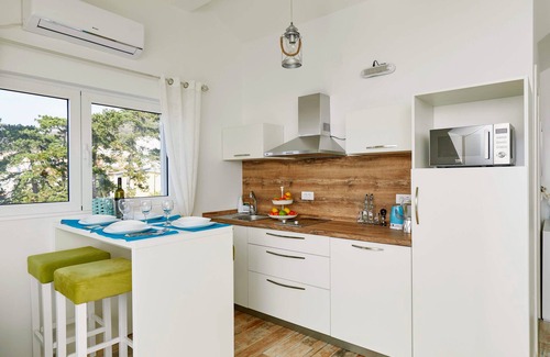 Tomicici Apartamento | ❤️Bayview Studio & parking Panoramic Sea View 50% de descuento centro freelance ideal