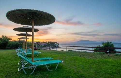 Amoudi Apartamento | Baywatch Apartments on the Beach by "elite"