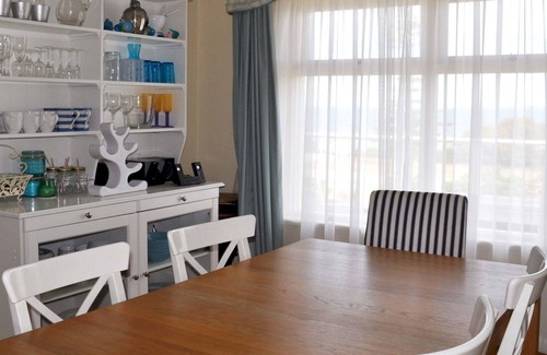 Kingscote Casa | Baywater - Kingscote
