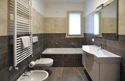 Segnano Apartamento | BB Hotels Aparthotel Arcimboldi