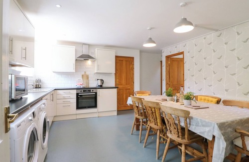 Bedford Cabaña | BB HOUSE, family friendly, with a garden in Roxhill Manor Farm