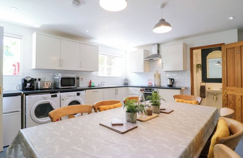 Bedford Cabaña | BB HOUSE, family friendly, with a garden in Roxhill Manor Farm