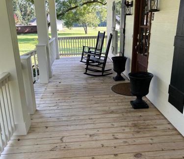 Petal Casa | BB's Cottage
