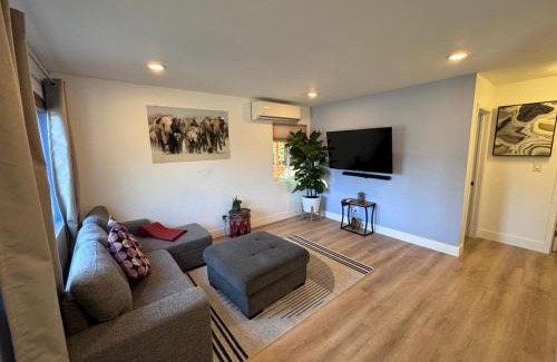 Hillcrest Casa | BBQ Grill 5 mins to DT Canyon Views Parking
