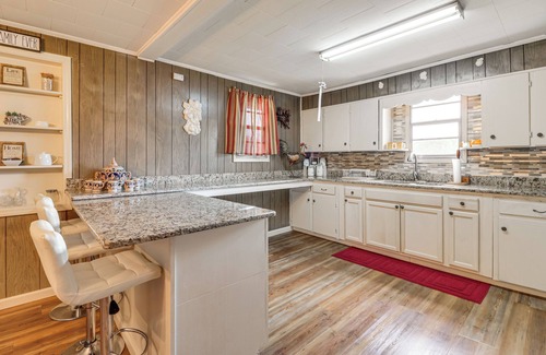 Delta Casa | BBQ Ready: Delta Country Home on 30 Acres