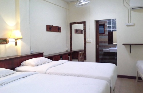 Talat Yot Casa | BC guesthouse Banglamphu