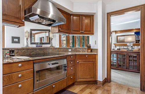 Beaver Creek Condominio | BC Lodge en el puente cubierto con piscina, jacuzzi, gimnasio, chimenea, aire acondicionado