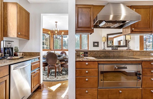 Beaver Creek Condominio | BC Lodge en el puente cubierto con piscina, jacuzzi, gimnasio, chimenea, aire acondicionado