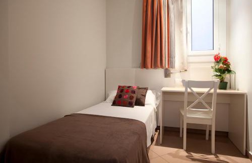 El Born Apartamento | BCNGOTIC 33