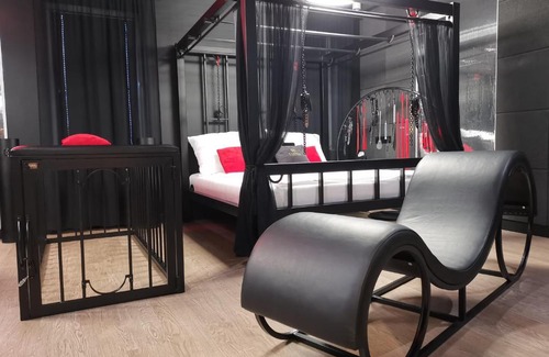 Czestochowa Apartamento | BDSM Apartament Częstochowa Luxxx - ADULTS ONLY - TYLKO DLA DOROSŁYCH