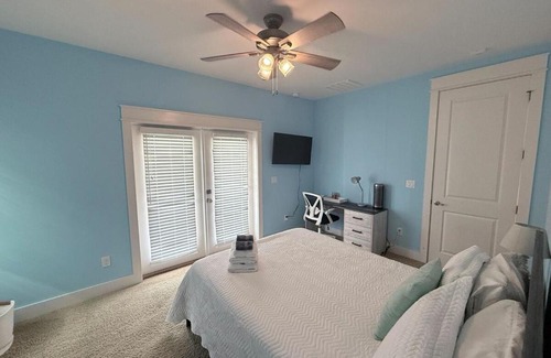 Jacksonville Beach Apartamento | Be a Nomad - Beachside Studio - 1 Block to Sand!