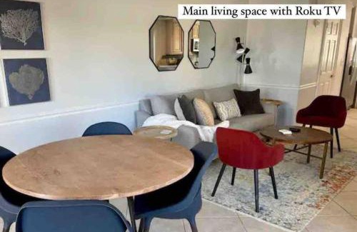Jacksonville Beach Apartamento | Be A Nomad - Oceanview villa 100yds to ocean