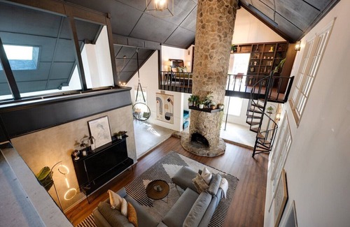Golden Glades - The Woods Casa | Be A Nomad | The Woods House