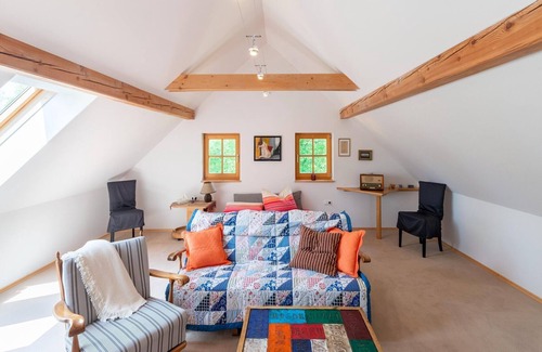 Schwarzenberg am Boehmerwald Casa | Bonita casa con estanque natural para nadar