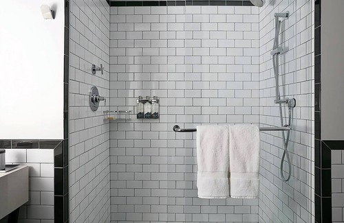 Tudor City Hotel | Be Close To The Excitement! 2 Family-friendly Units Close to Rockefeller Center