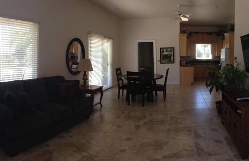 Fallbrook Casa | Be in your own gated property, International or out of State welcome