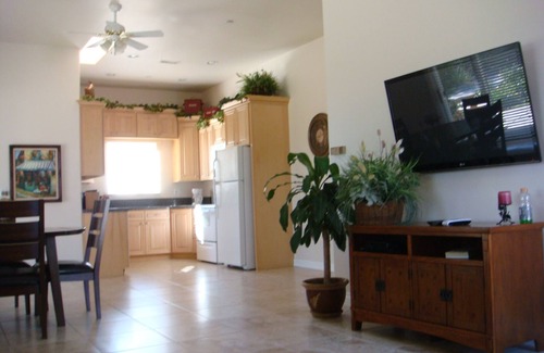 Fallbrook Casa | Be in your own gated property, International or out of State welcome
