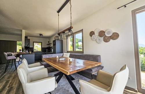 Bodensdorf Casa | Beautiful apartment in villa for 6 people with WIFI, TV, terrace and pets allowed