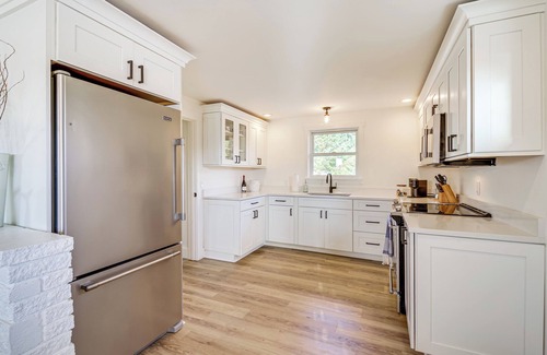 Lagoon Point Casa | Beach Access, Deck: Waterfront Whidbey Island Home