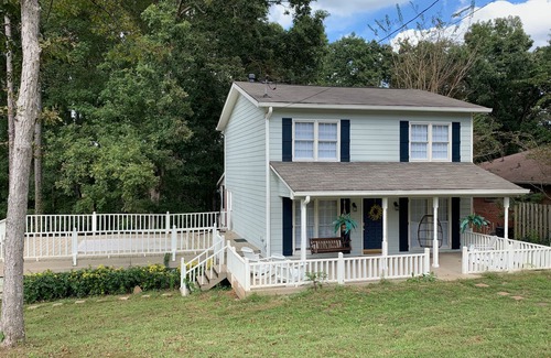 Acworth Casa | Beach access, Firepits, Paddleboards, 3 miles to Lakepointe