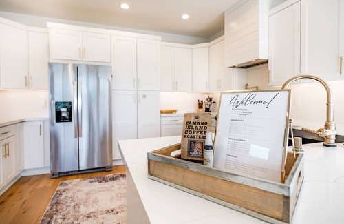 Camano Island Casa | Beach Access, Traeger Grill, Peloton & Bay View