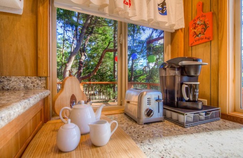Roche Harbor Cabina | ¡NUEVO LISTADO! PLAYA Y ACCESO muelle! ¡INCREÍBLE VISTA! (Neil Bay Waterfront Retreat)