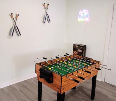 Bayshore Gardens Casa | Beach and Sports Haven with Pool near AMI and IMG Academy