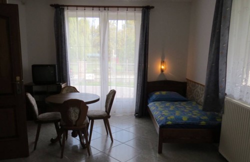 Balatonlelle Apartamento | Beach Ap.2 - Una Habitación Piso, Capacidad 4