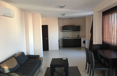 Pomorie Apartamento | Beach Aparthotel Salt Lake