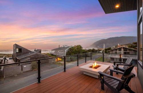 Manzanita Casa | Beach Ball