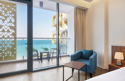 Al Mirfa Hotel | Beach Bay Hotel Mirfa