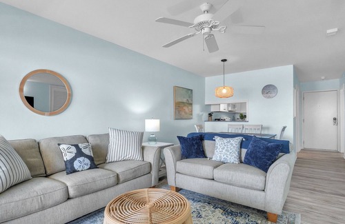 Caswell Beach Condominio | Beach Birds: Oceanfront Condo with Excellent Views
