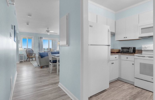 Caswell Beach Condominio | Beach Birds: Oceanfront Condo with Excellent Views