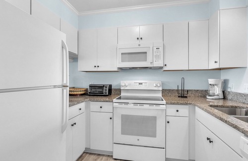 Caswell Beach Condominio | Beach Birds: Oceanfront Condo with Excellent Views