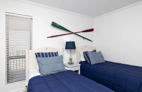 Sneads Ferry Apartamento | Beach Blessing - Oceanfront Pool Balcony