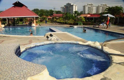 Jacó Villa | Beach Bliss - 1BR Villa with Pool 2 blocks from ocean