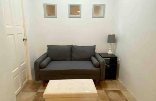 Jacó Villa | Beach Bliss - 1BR Villa with Pool 2 blocks from ocean