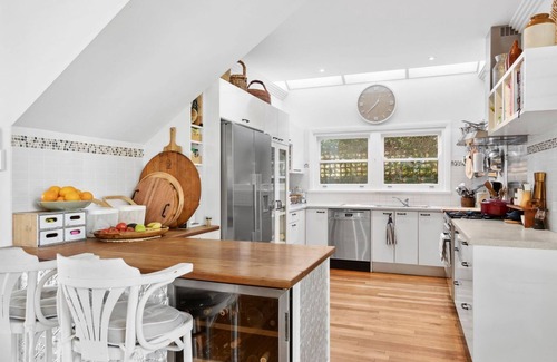 Newport Casa | Beach Bliss By Beach Stays