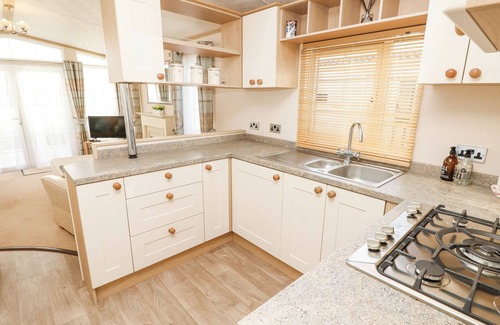 Wittering Cabaña | Beach Bliss Retreat