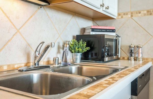 Kihei Condominio | Ocean View Oasis Escape, Sunset View & Fast Wi-Fi