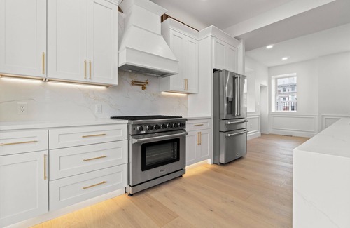 Ventnor City Casa | Beach Block! Luxory 7-bedroom house in Ventnor City with WiFi, AC