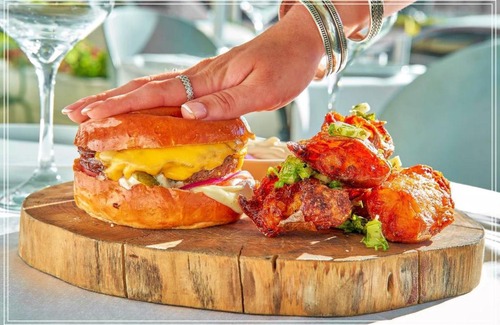 Tel Aviv Promenade Hotel | Beach Boutique TLV Hotel and Spa