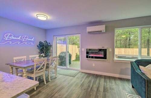 Westport Casa | Beach Break Home with Hot Tub - Walk to Beach